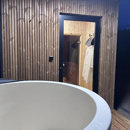 Dom - Caloroczny Dom Z Jacuzzi I Sauna Nad Jeziorem Selmet Wielki Buczki