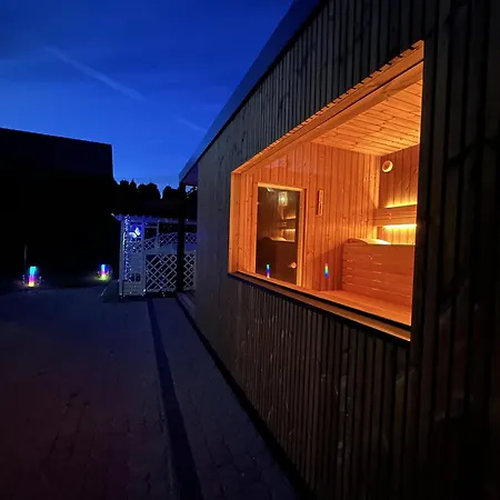 Dom - Caloroczny Dom Z Jacuzzi I Sauna Nad Jeziorem Selmet Wielki *